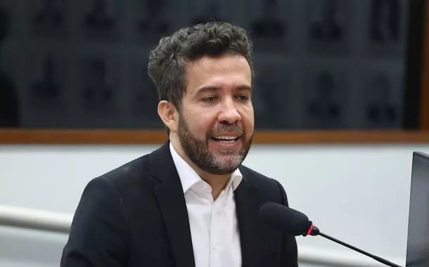 André Janones